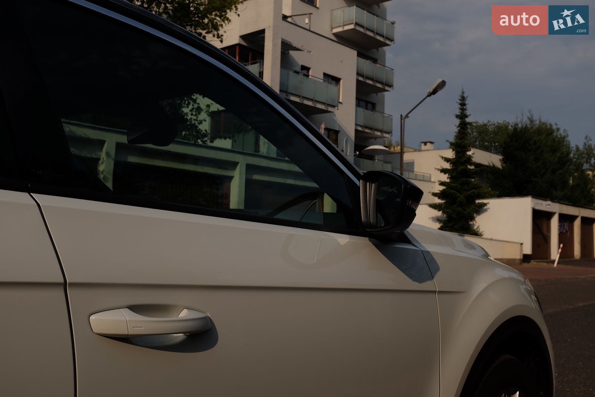 Volkswagen T-Roc 2021 VIN WVGZZZA1ZNV022417 фото оголошення 8 з 47