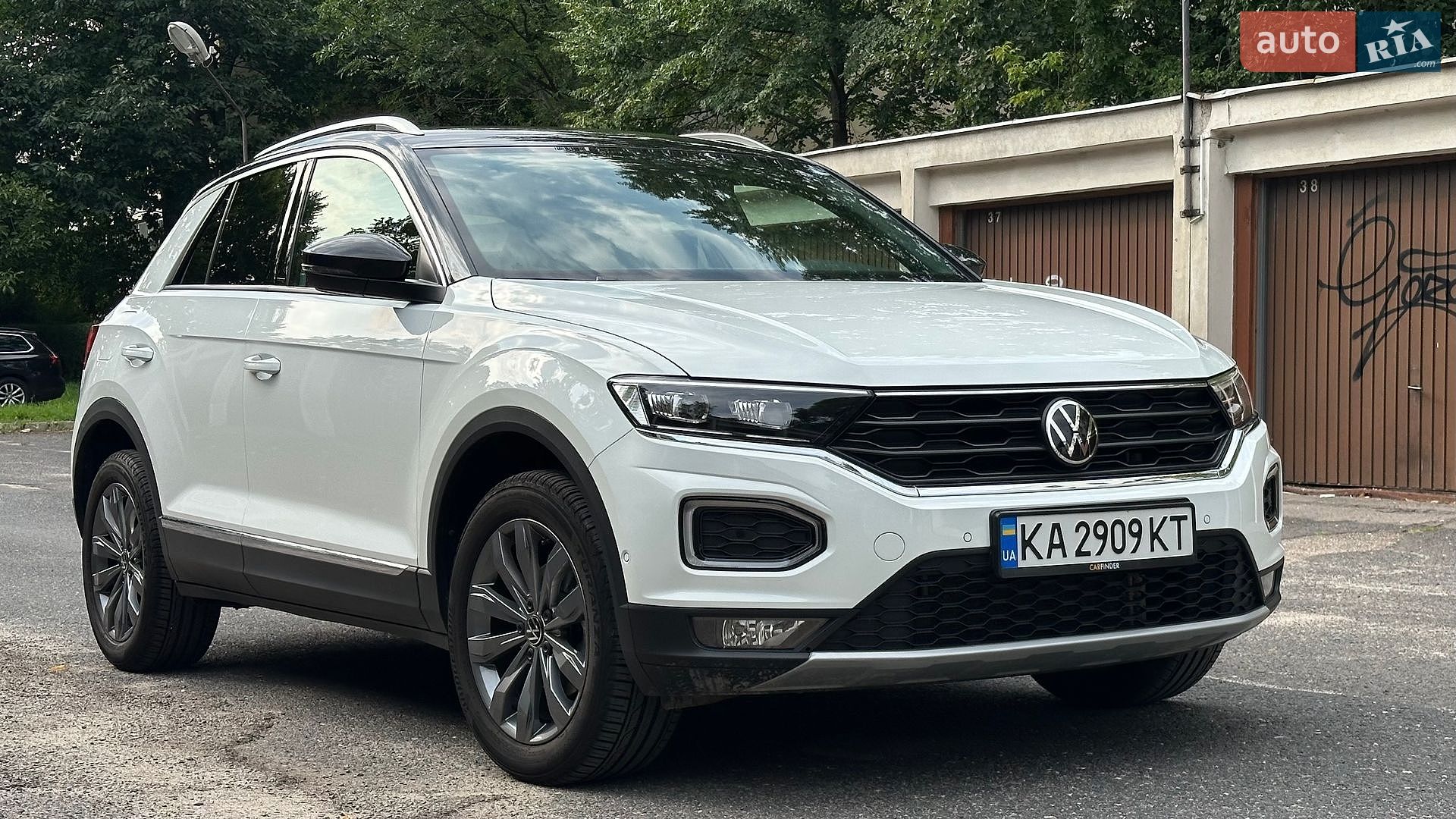 Volkswagen T-Roc 2021 VIN WVGZZZA1ZNV022417 фото оголошення 15 з 47