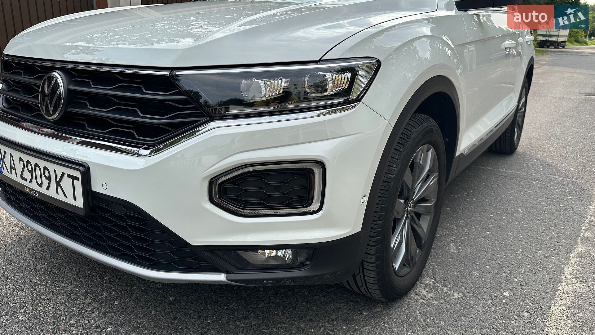 Volkswagen T-Roc 2021 VIN WVGZZZA1ZNV022417 фото оголошення 40 з 47