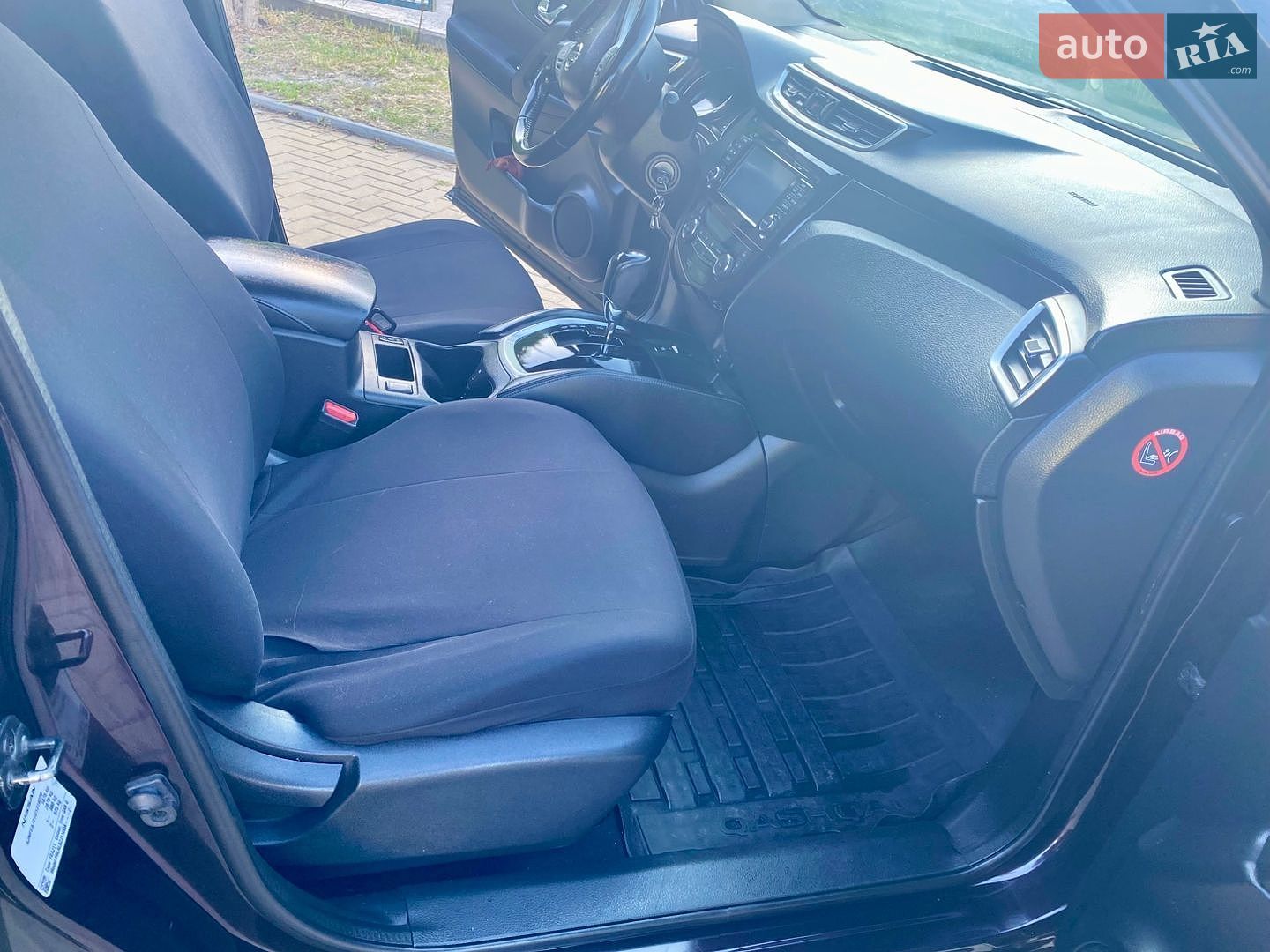 Nissan Qashqai 2015 VIN SJNFEAJ11U1319229 фото оголошення 16 з 22