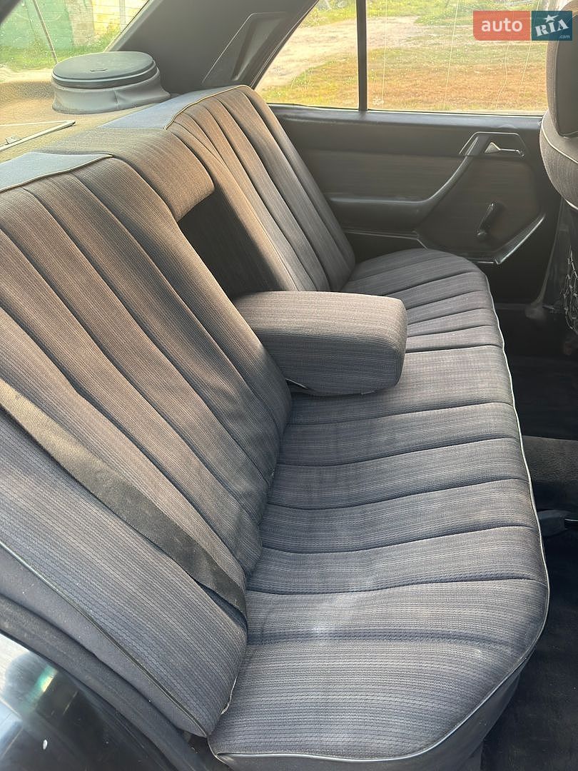 Mercedes-Benz E-Class 1987 VIN WDB1240301A640882 фото оголошення 7 з 15