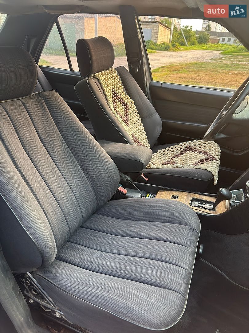 Mercedes-Benz E-Class 1987 VIN WDB1240301A640882 фото оголошення 10 з 15