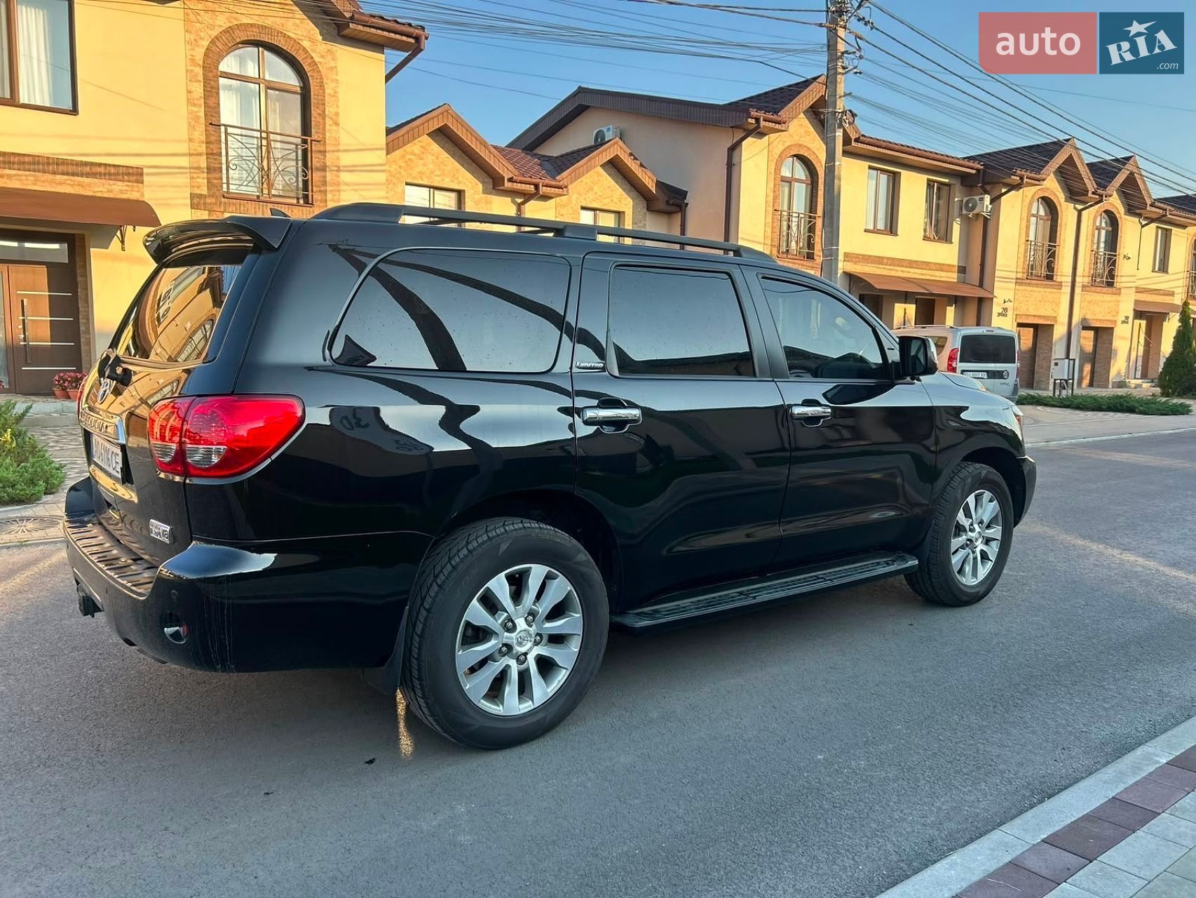 Toyota Sequoia 2016 VIN 5TDJY5G11GS144804 фото оголошення 54 з 92