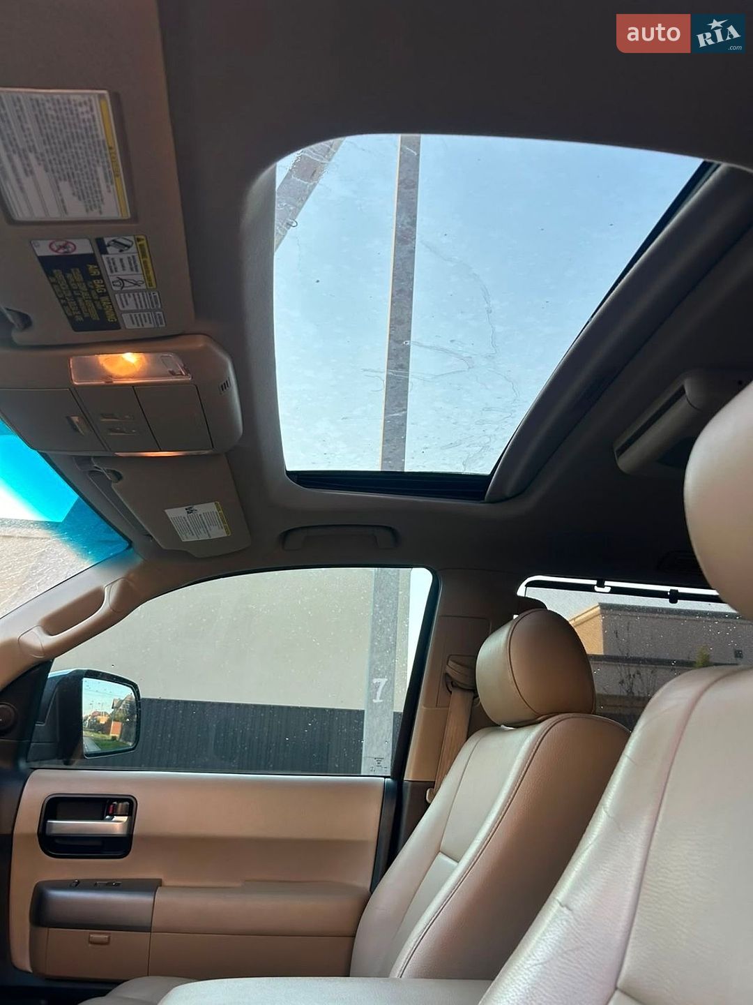 Toyota Sequoia 2016 VIN 5TDJY5G11GS144804 фото оголошення 65 з 92