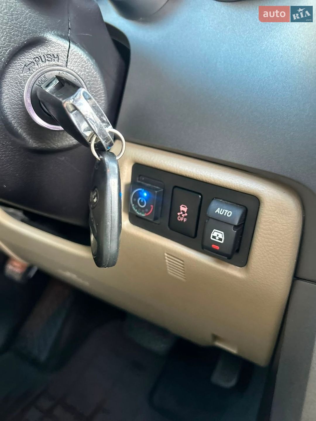 Toyota Sequoia 2016 VIN 5TDJY5G11GS144804 фото оголошення 68 з 92