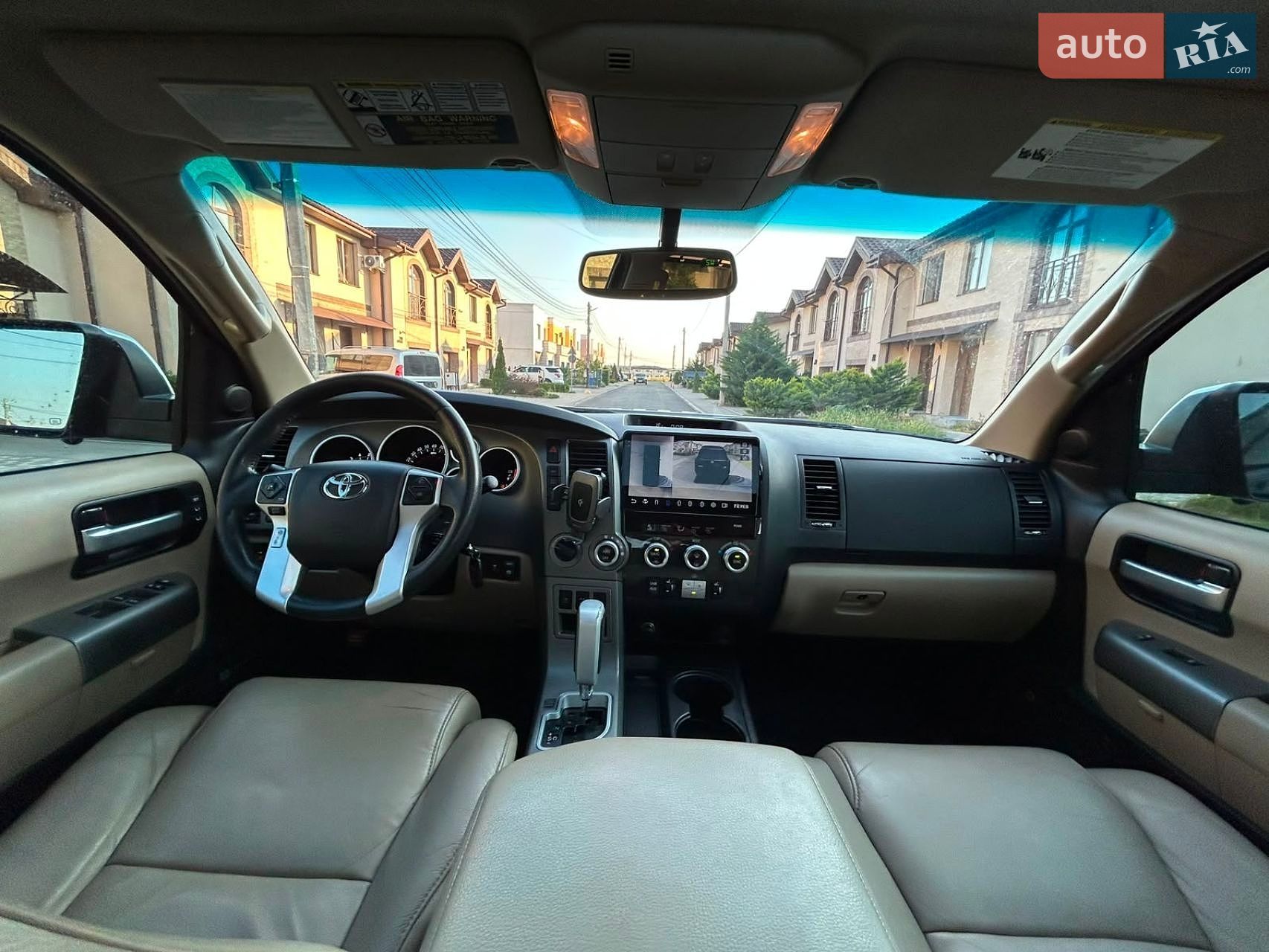 Toyota Sequoia 2016 VIN 5TDJY5G11GS144804 фото оголошення 71 з 92