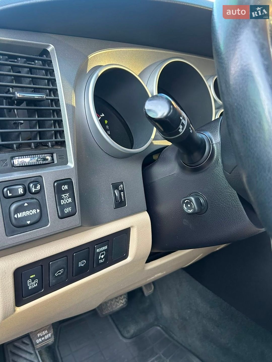 Toyota Sequoia 2016 VIN 5TDJY5G11GS144804 фото оголошення 81 з 92
