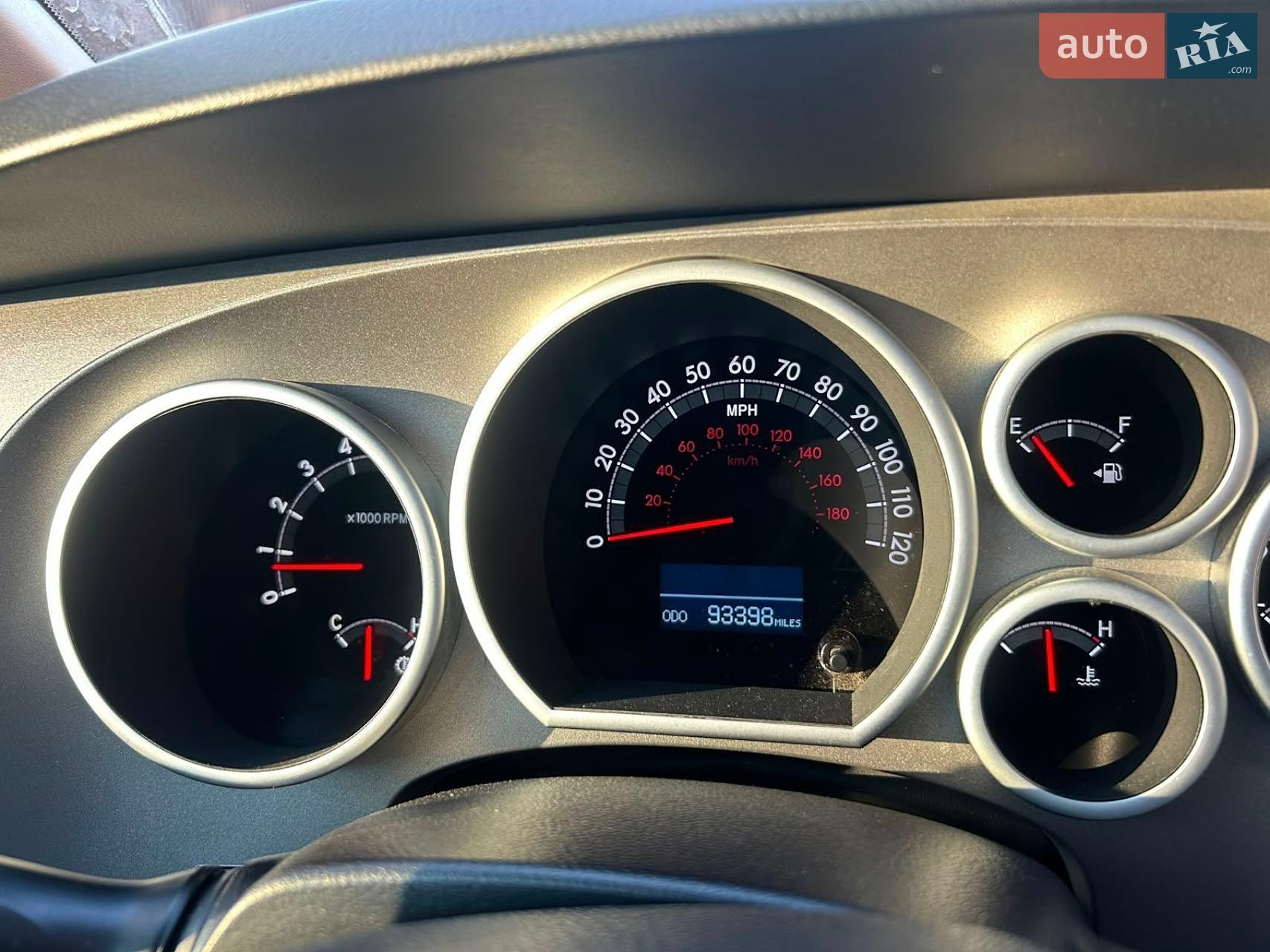 Toyota Sequoia 2016 VIN 5TDJY5G11GS144804 фото оголошення 89 з 92