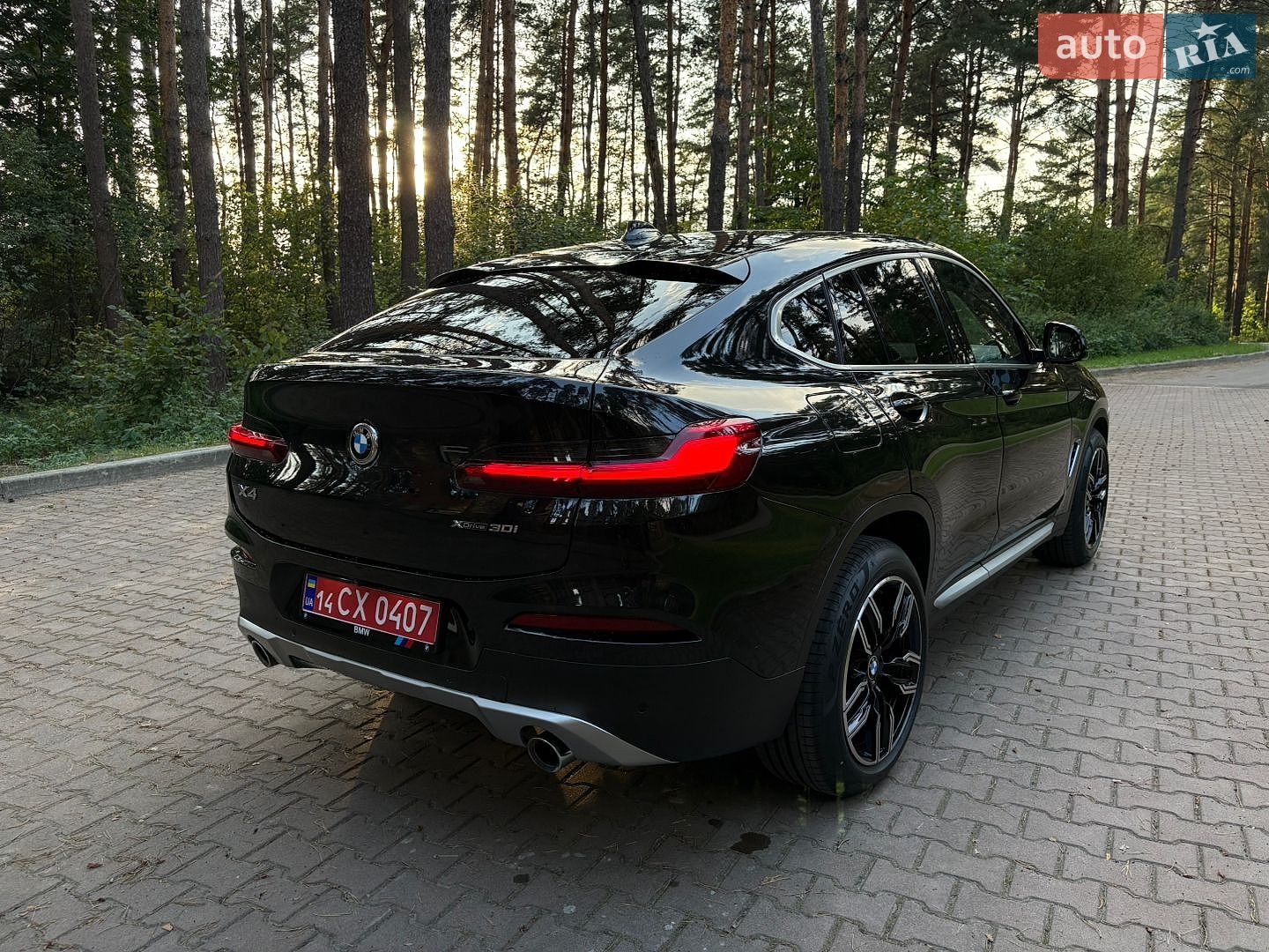 BMW X4 2021 VIN 5UX2V1C09M9F63448 фото оголошення 5 з 29
