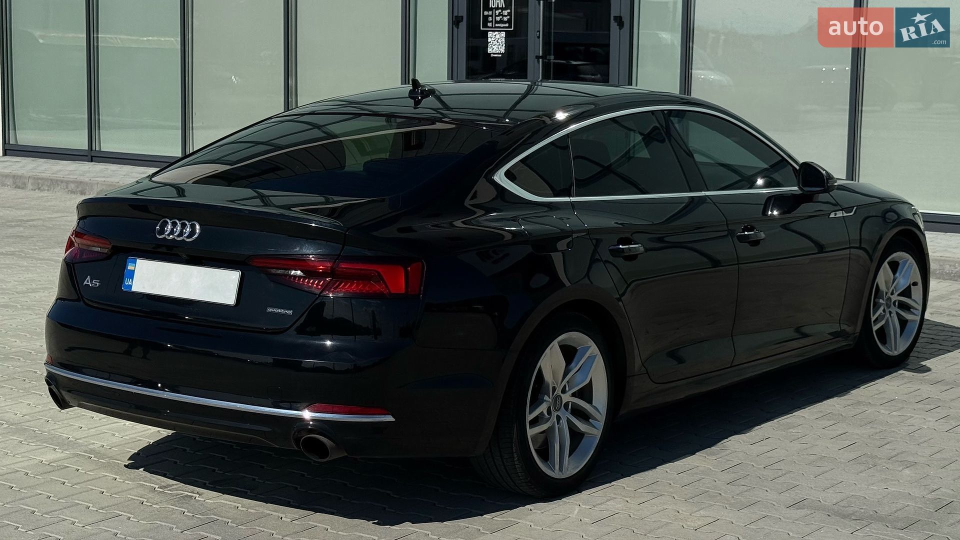 Audi A5 2018 VIN WAUANCF56KA015493 фото оголошення 15 з 45