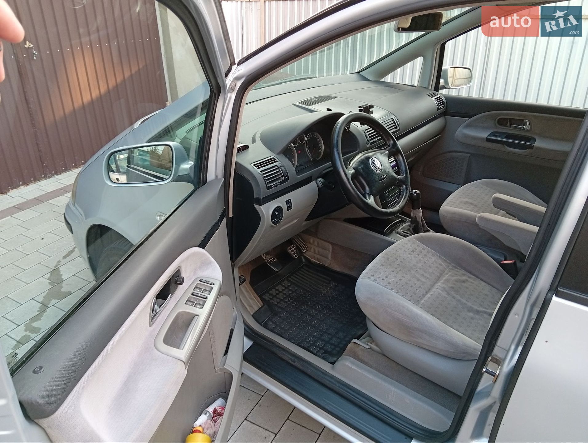 Volkswagen Sharan 2002 VIN WVWZZZ7MZ3V010027 фото оголошення 4 з 8