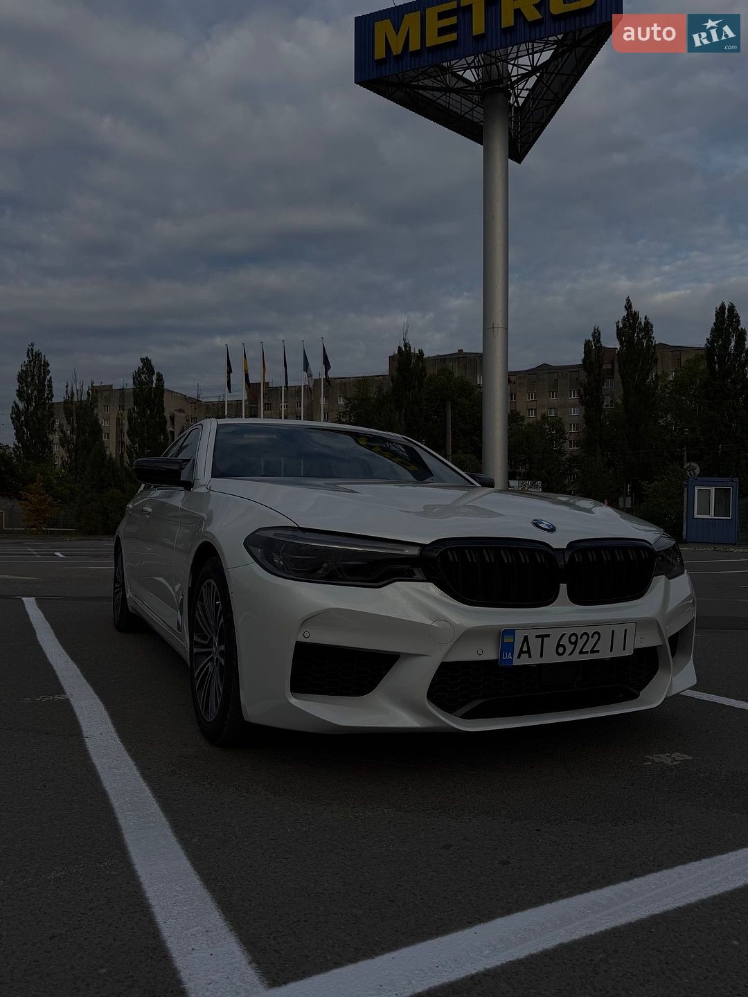 BMW 5 Series 2017 VIN WBAJE7C37HG890520 фото оголошення 21 з 36
