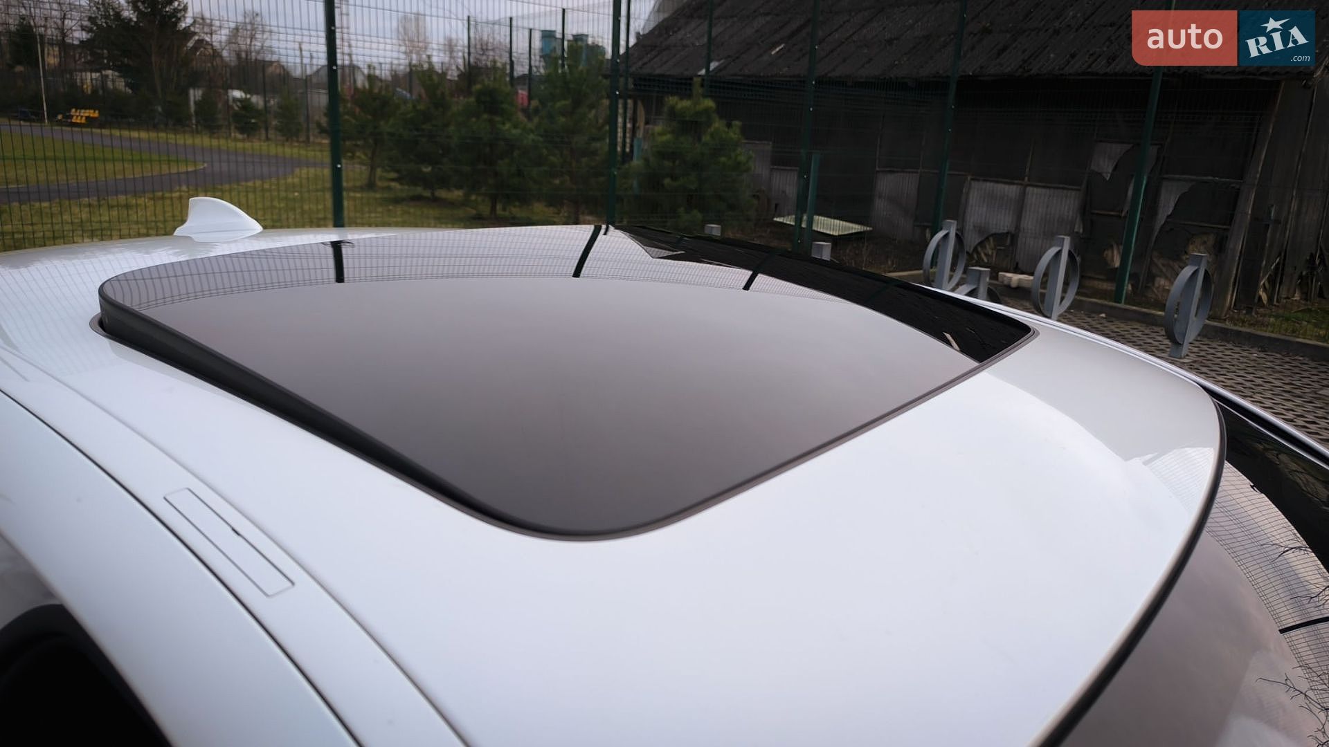 BMW 5 Series 2017 VIN WBAJE7C37HG890520 фото оголошення 30 з 36