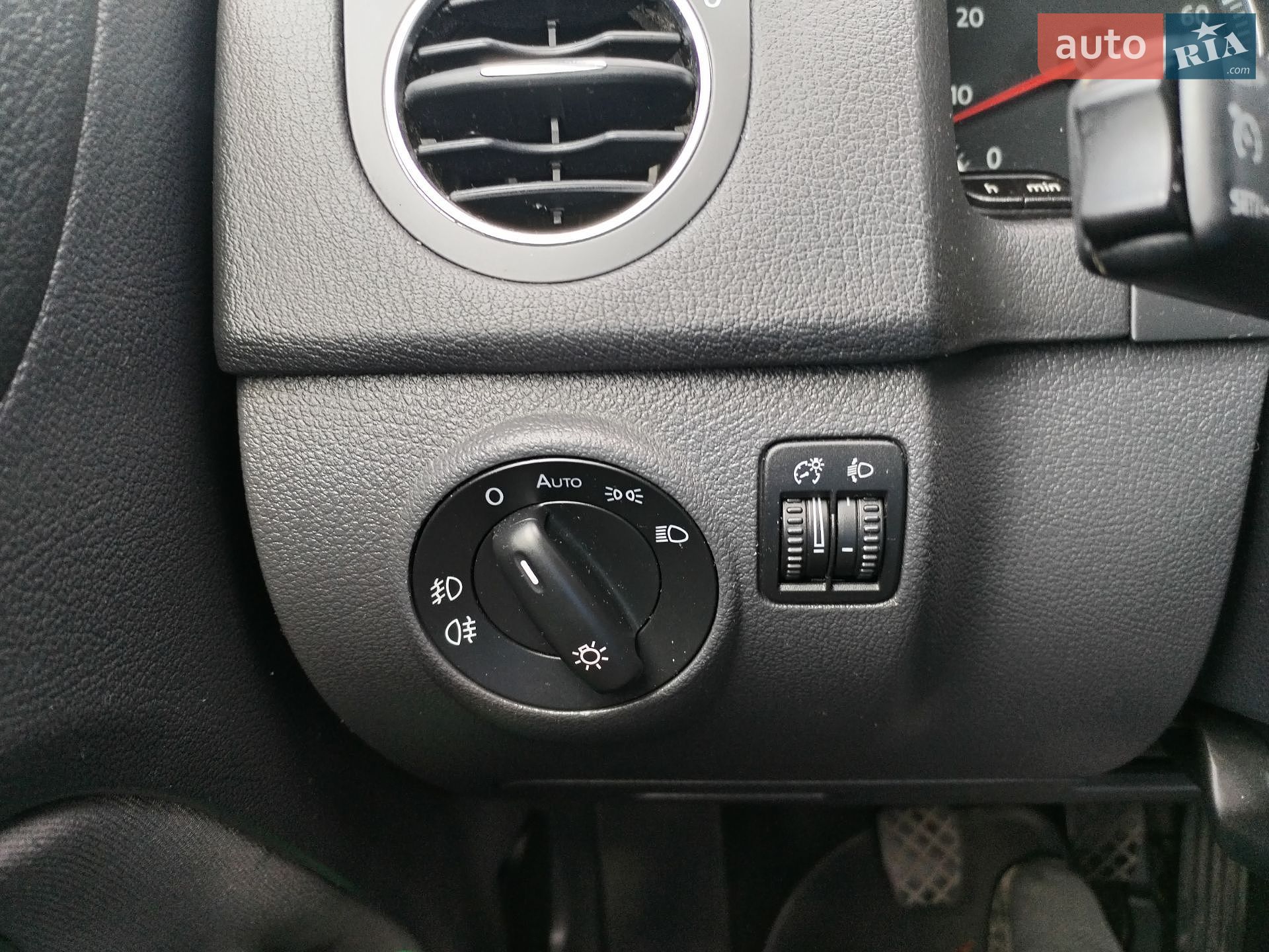 Volkswagen Golf Plus 2008 VIN WVWZZZ1KZ9W848252 фото оголошення 36 з 50