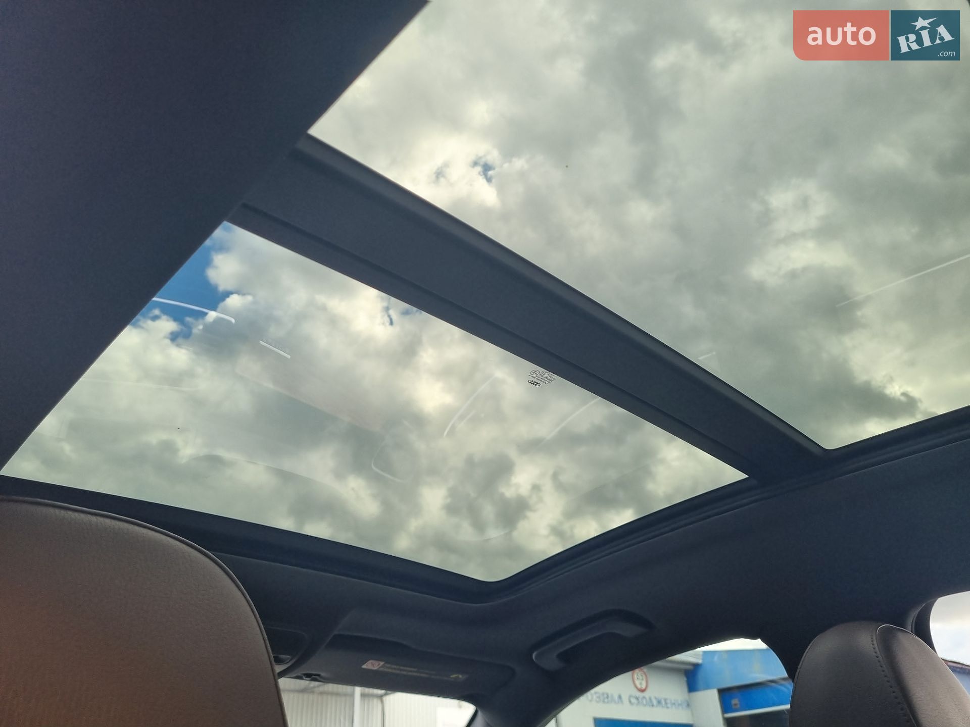 Audi Q3 2014 VIN WA1GFCFS7FR004892 фото оголошення 34 з 40