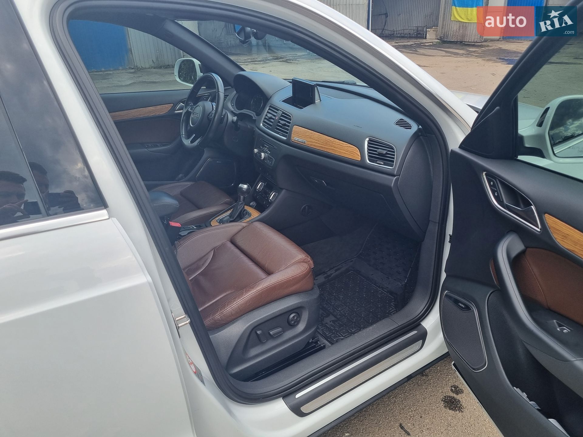 Audi Q3 2014 VIN WA1GFCFS7FR004892 фото оголошення 30 з 40