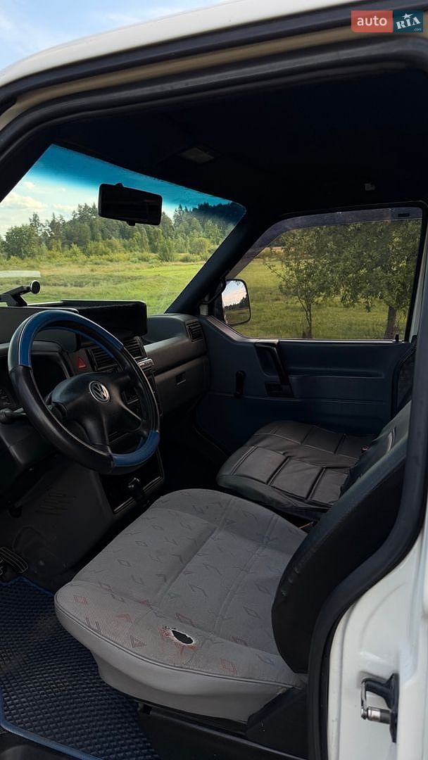Volkswagen Transporter 2000 VIN WV1ZZZ70Z1H038396 фото оголошення 9 з 11