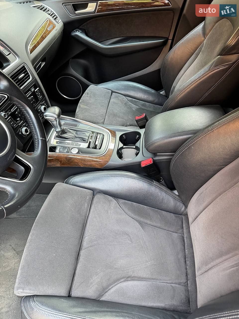 Audi Q5 2016 VIN WAUZZZ8R0HA067074 фото оголошення 4 з 6