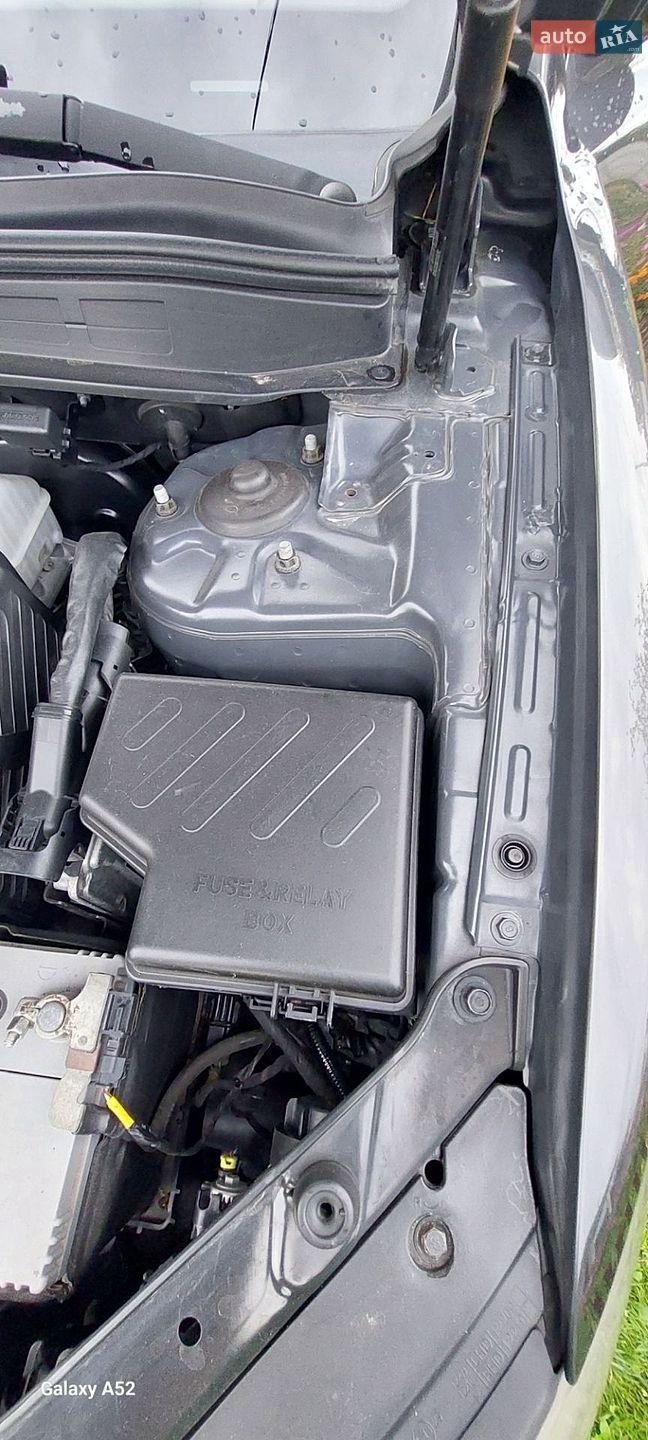 Hyundai Santa FE 2010 VIN KMHSH81XDBU689630 фото оголошення 26 з 33