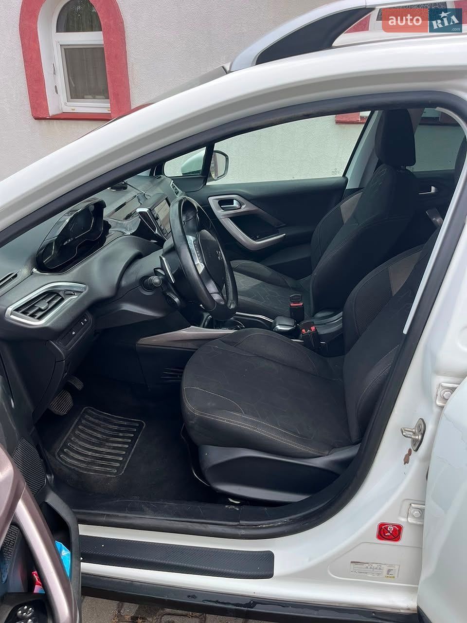 Peugeot 2008 2013 VIN VF3CU9HP8DY044246 фото оголошення 2 з 15