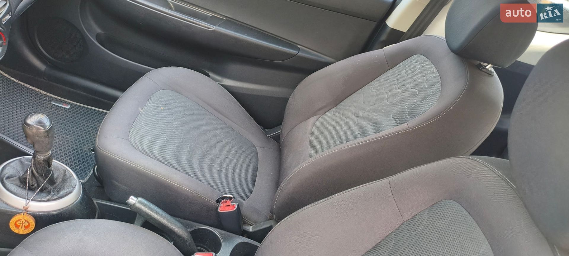 Hyundai i20 2010 VIN MALBB31SP9M001170 фото оголошення 11 з 18