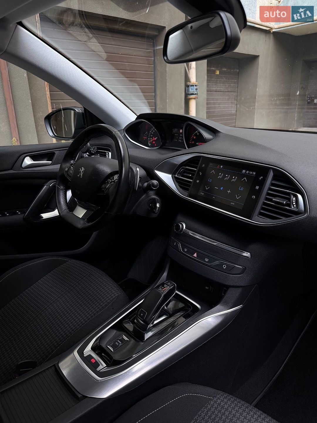 Peugeot 308 2019 VIN VF3LCYHZRKS521928 фото оголошення 10 з 16