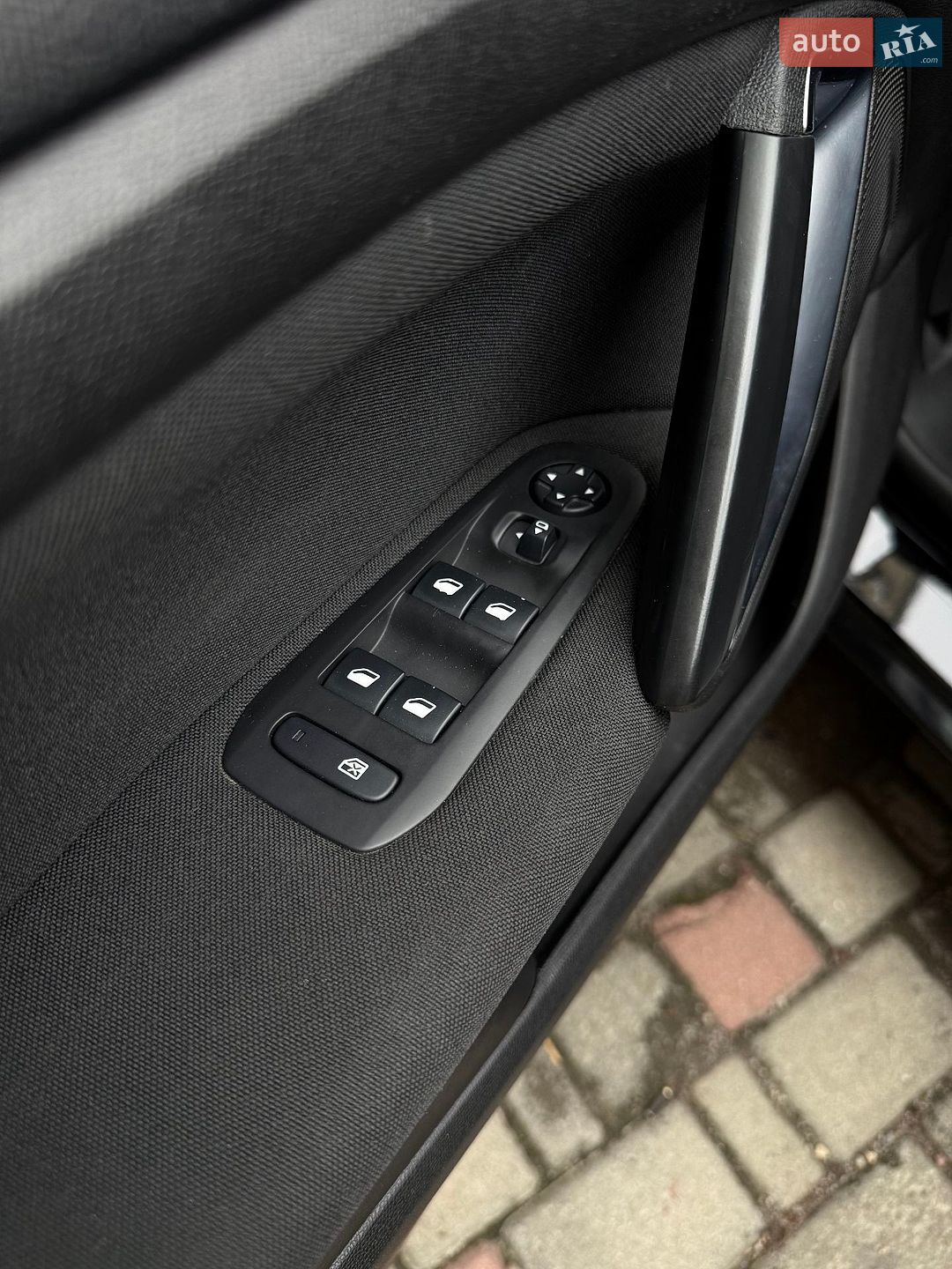Peugeot 308 2019 VIN VF3LCYHZRKS521928 фото оголошення 8 з 16