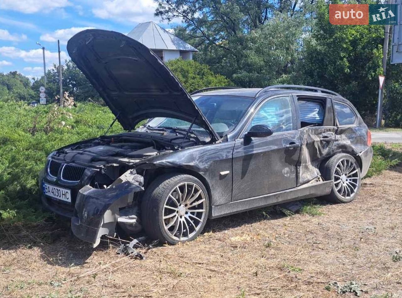 BMW 3 Series 2007 VIN WBAVR91050A100777 фото оголошення 25 з 25
