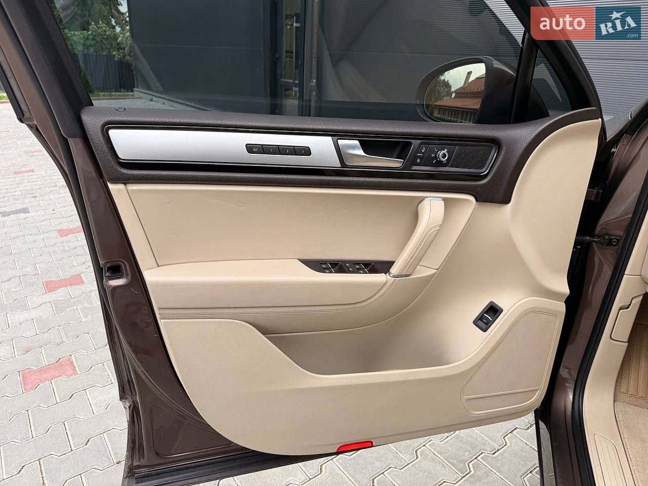 Volkswagen Touareg 2011 VIN WVGZZZ7PZBD006082 фото оголошення 34 з 66