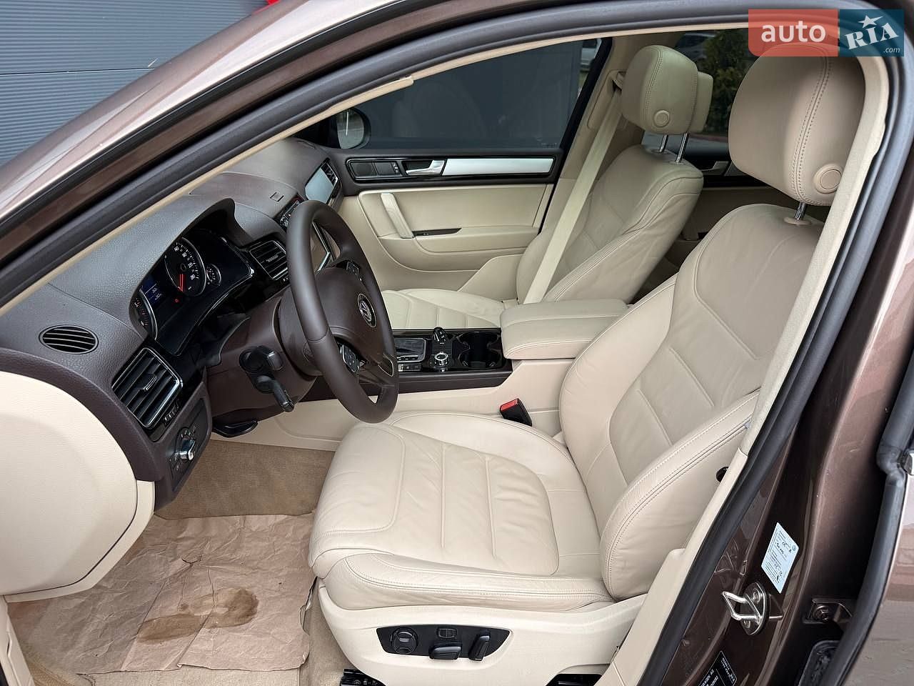 Volkswagen Touareg 2011 VIN WVGZZZ7PZBD006082 фото оголошення 37 з 66