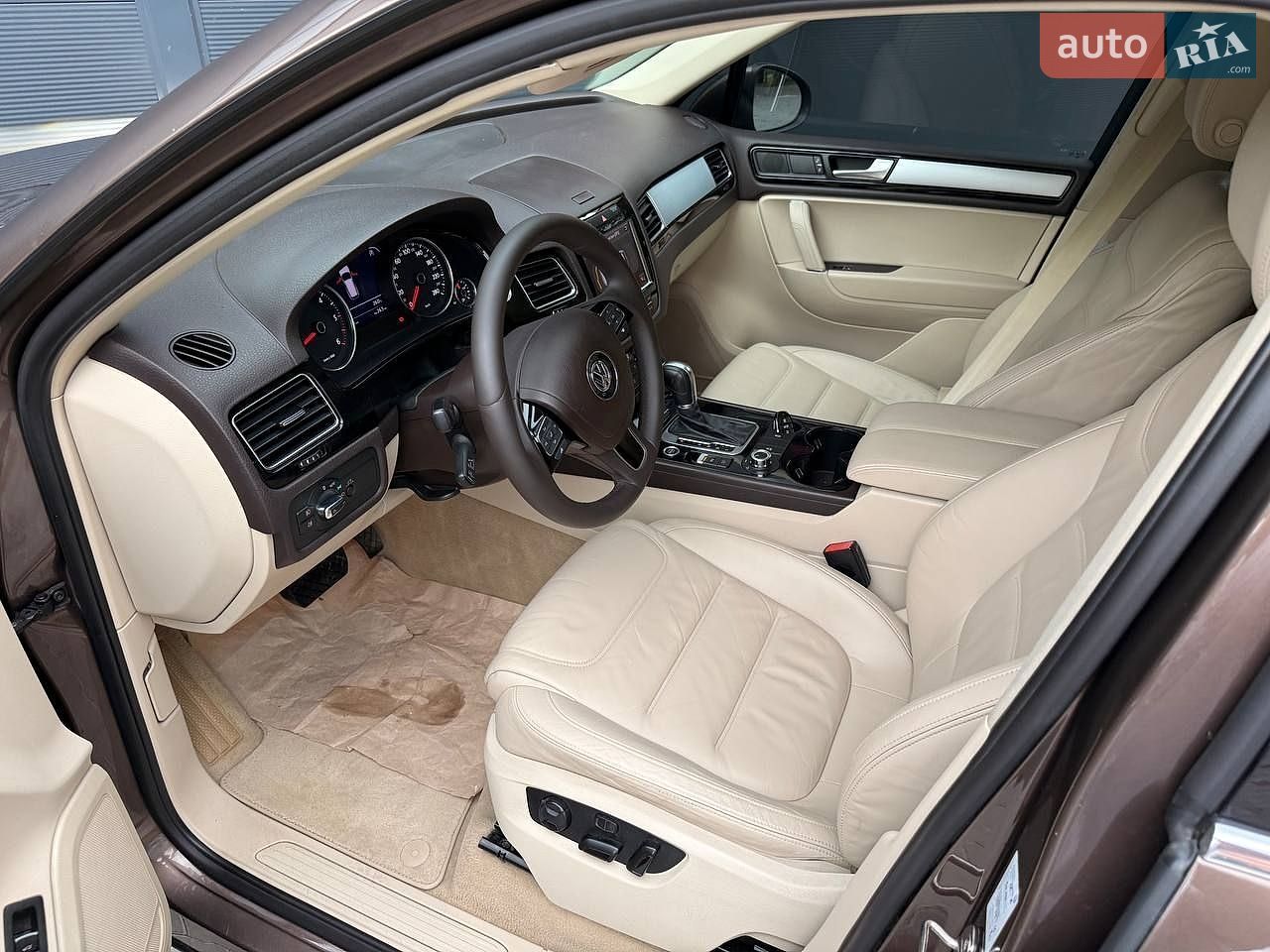 Volkswagen Touareg 2011 VIN WVGZZZ7PZBD006082 фото оголошення 39 з 66