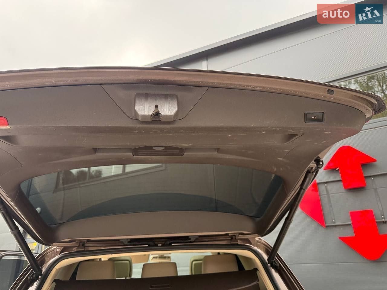 Volkswagen Touareg 2011 VIN WVGZZZ7PZBD006082 фото оголошення 50 з 66