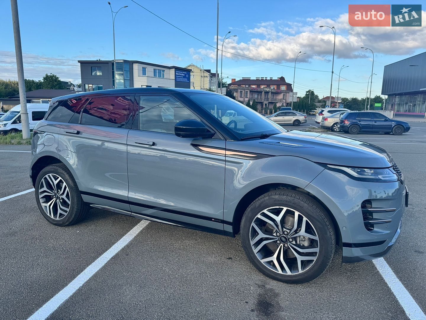 Land Rover Range Rover Evoque 2021 VIN SALZA2BN0MH130093 фото оголошення 4 з 23