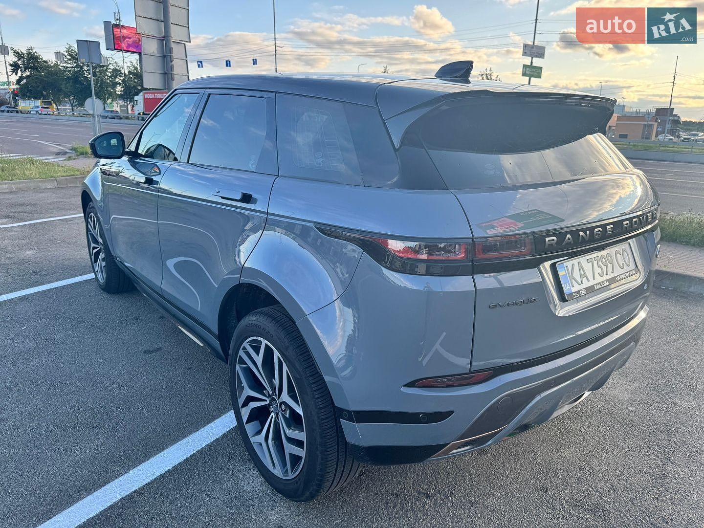 Land Rover Range Rover Evoque 2021 VIN SALZA2BN0MH130093 фото оголошення 7 з 23
