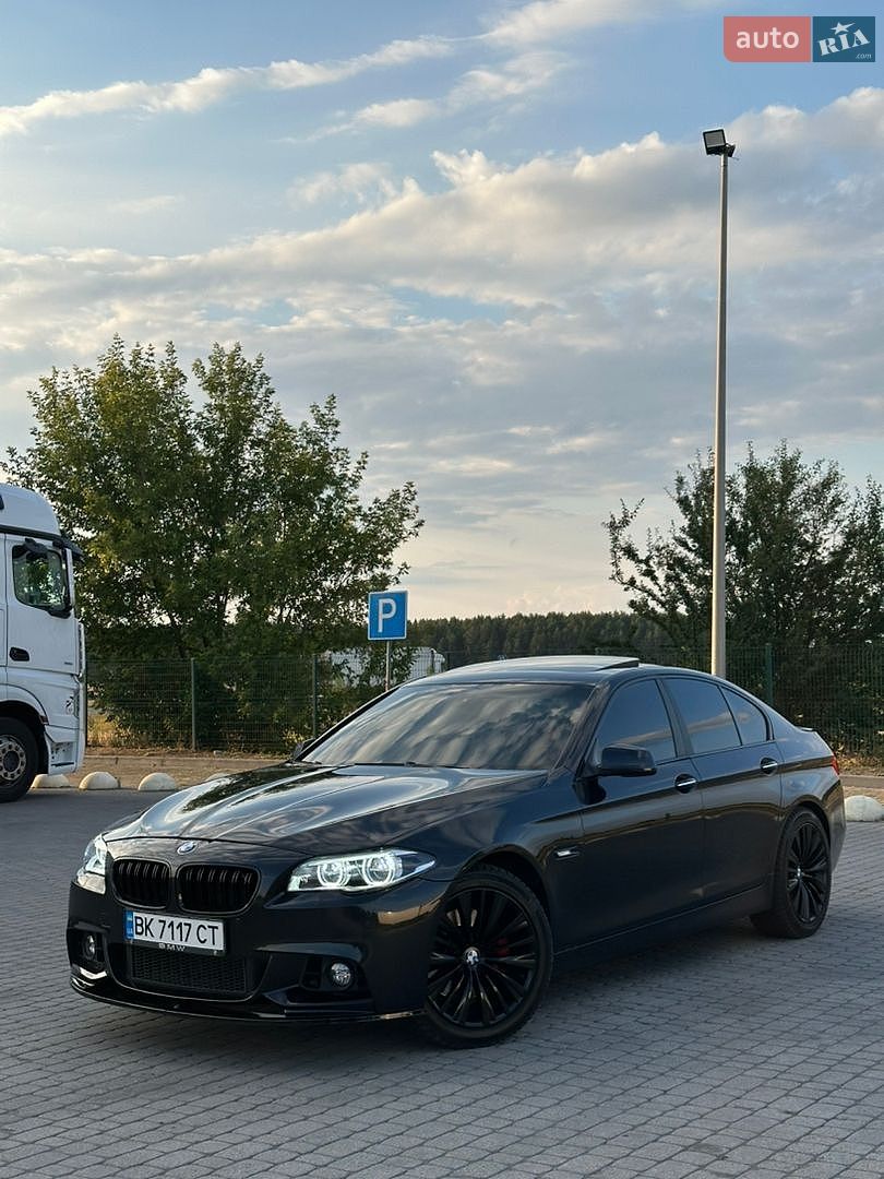 BMW 5 Series 2010 VIN WBAFU7C51BC870336 фото оголошення 2 з 80
