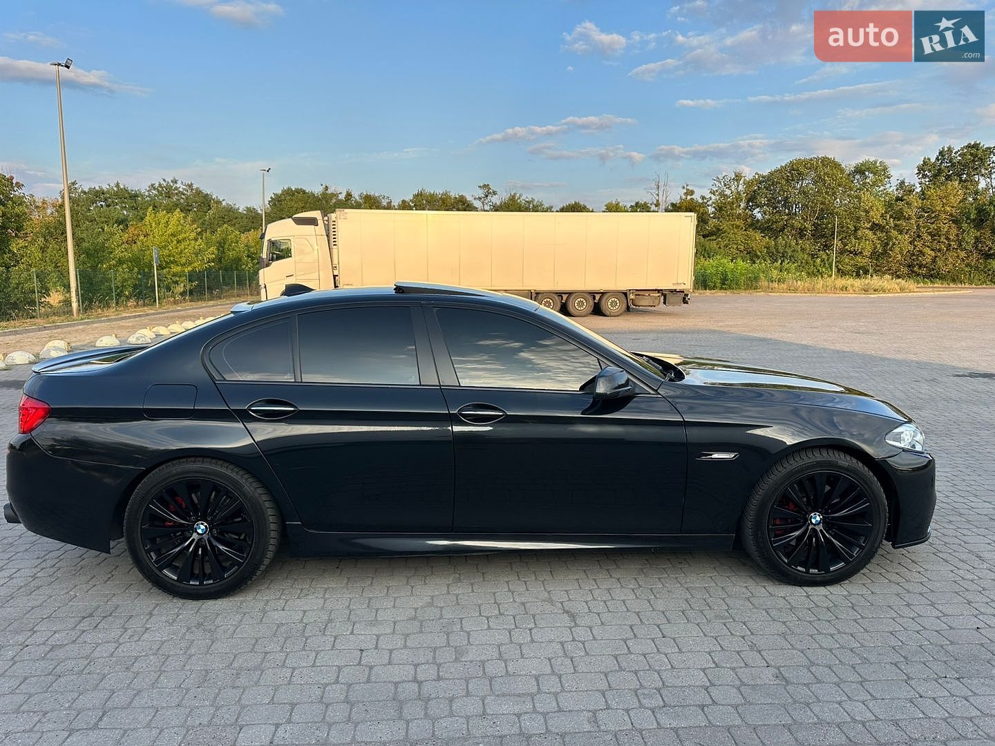 BMW 5 Series 2010 VIN WBAFU7C51BC870336 фото оголошення 47 з 80