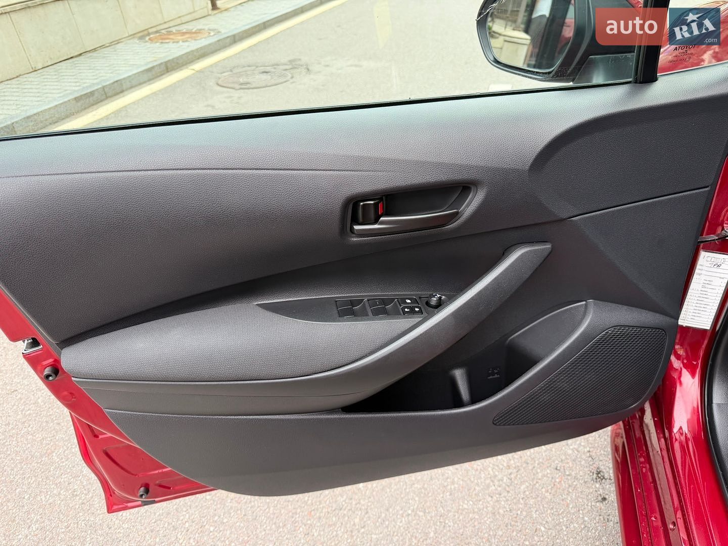 Toyota Corolla 2022 VIN 5YFB4MDE3PP002402 фото оголошення 30 з 31