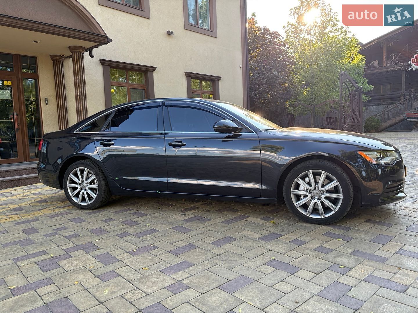 Audi A6 2014 VIN WAUGFAFC0FN003316 фото оголошення 4 з 22