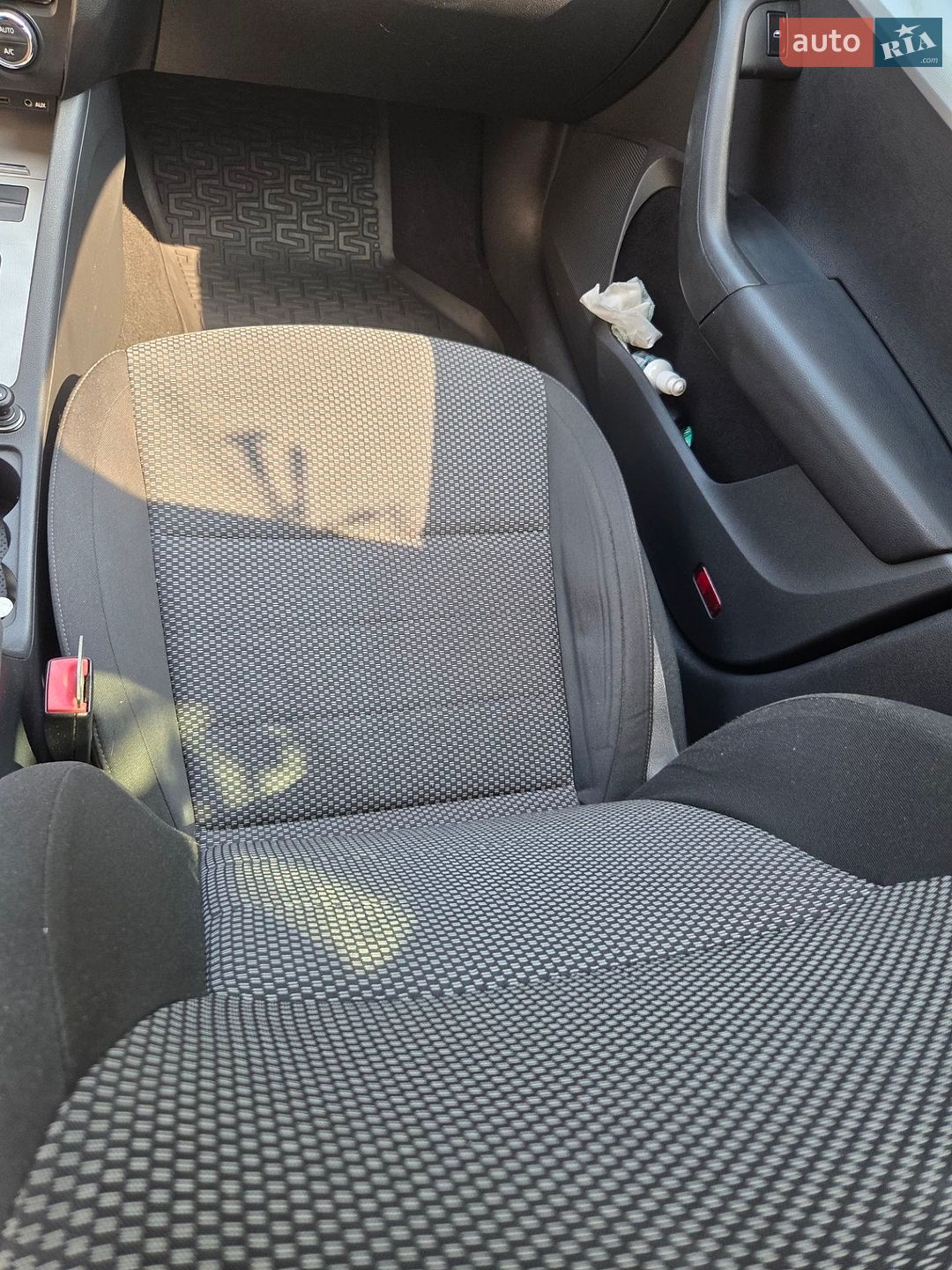 Skoda Octavia 2013 VIN TMBAD2NE8EB006097 фото оголошення 8 з 11