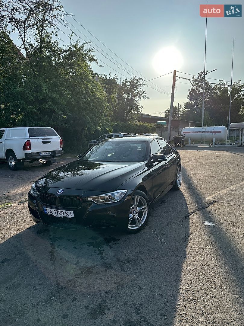 BMW 3 Series 2012 VIN WBA3B5C50DF591734 фото оголошення 3 з 34