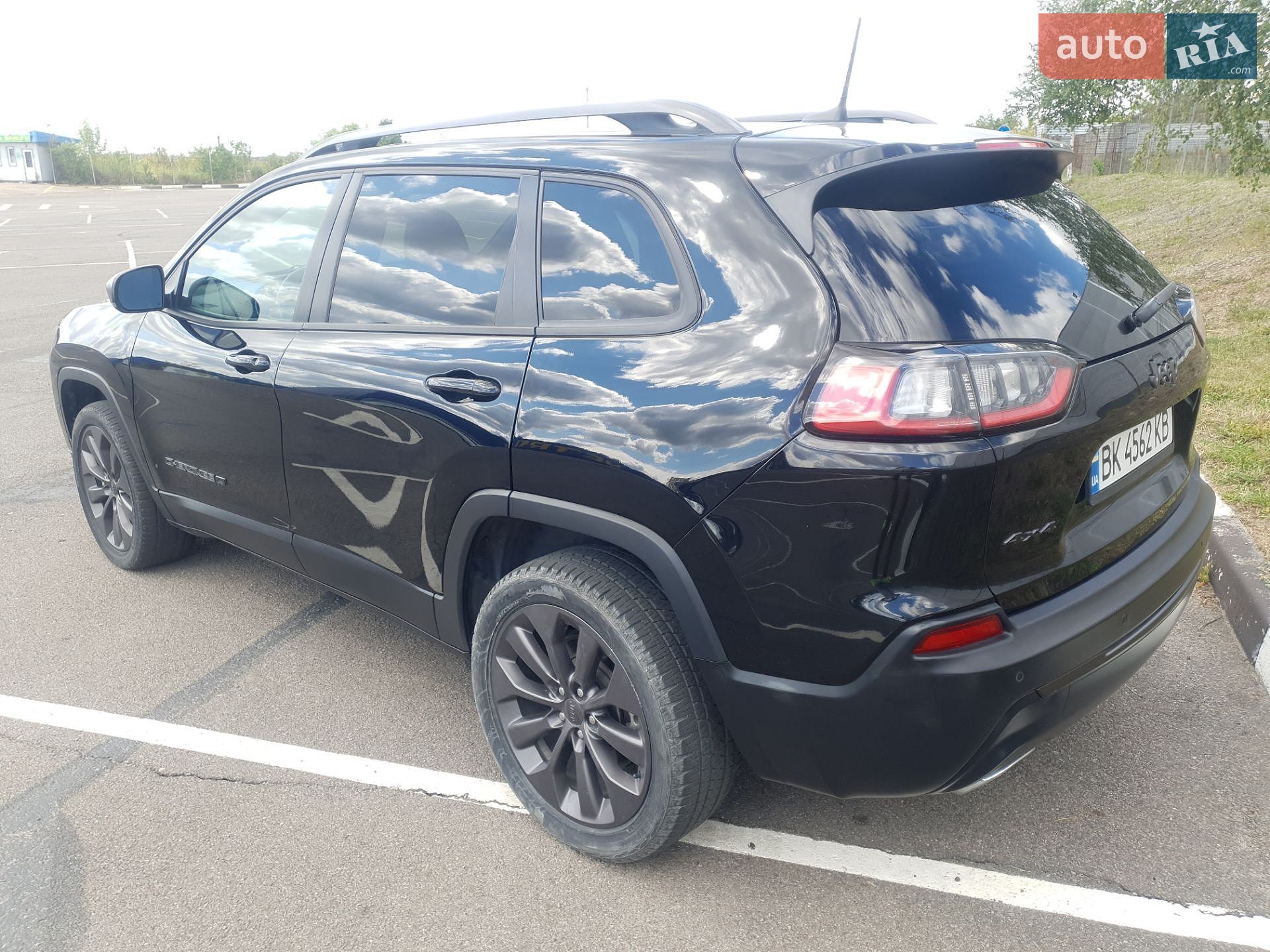 Jeep Cherokee 2021 VIN 1C4PJMMX6MD194722 фото оголошення 10 з 38