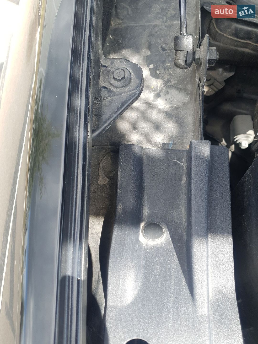 Jeep Cherokee 2021 VIN 1C4PJMMX6MD194722 фото оголошення 35 з 38