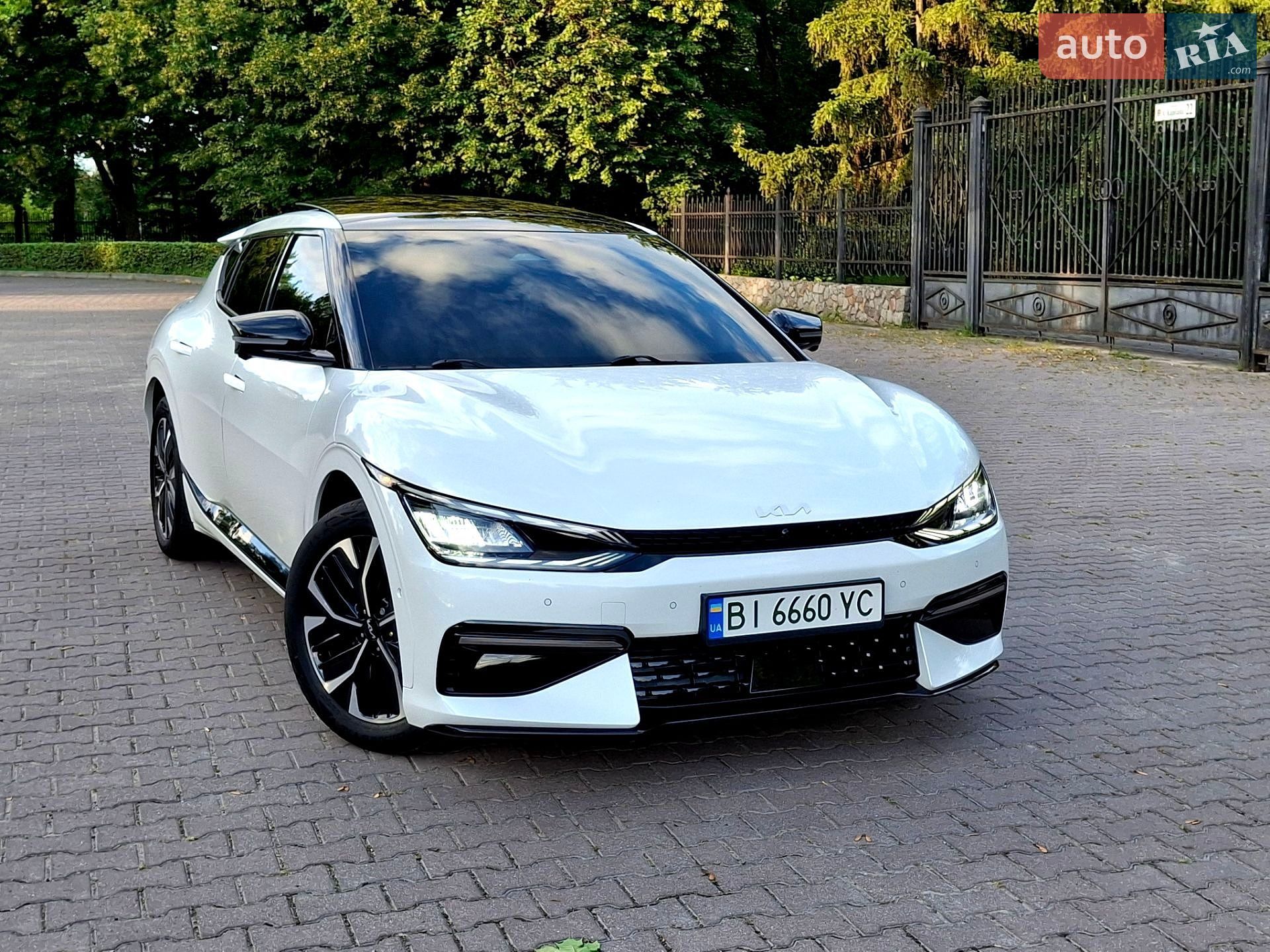 Kia EV6 2023 VIN KNDC44LA8P5126598 фото оголошення 6 з 71