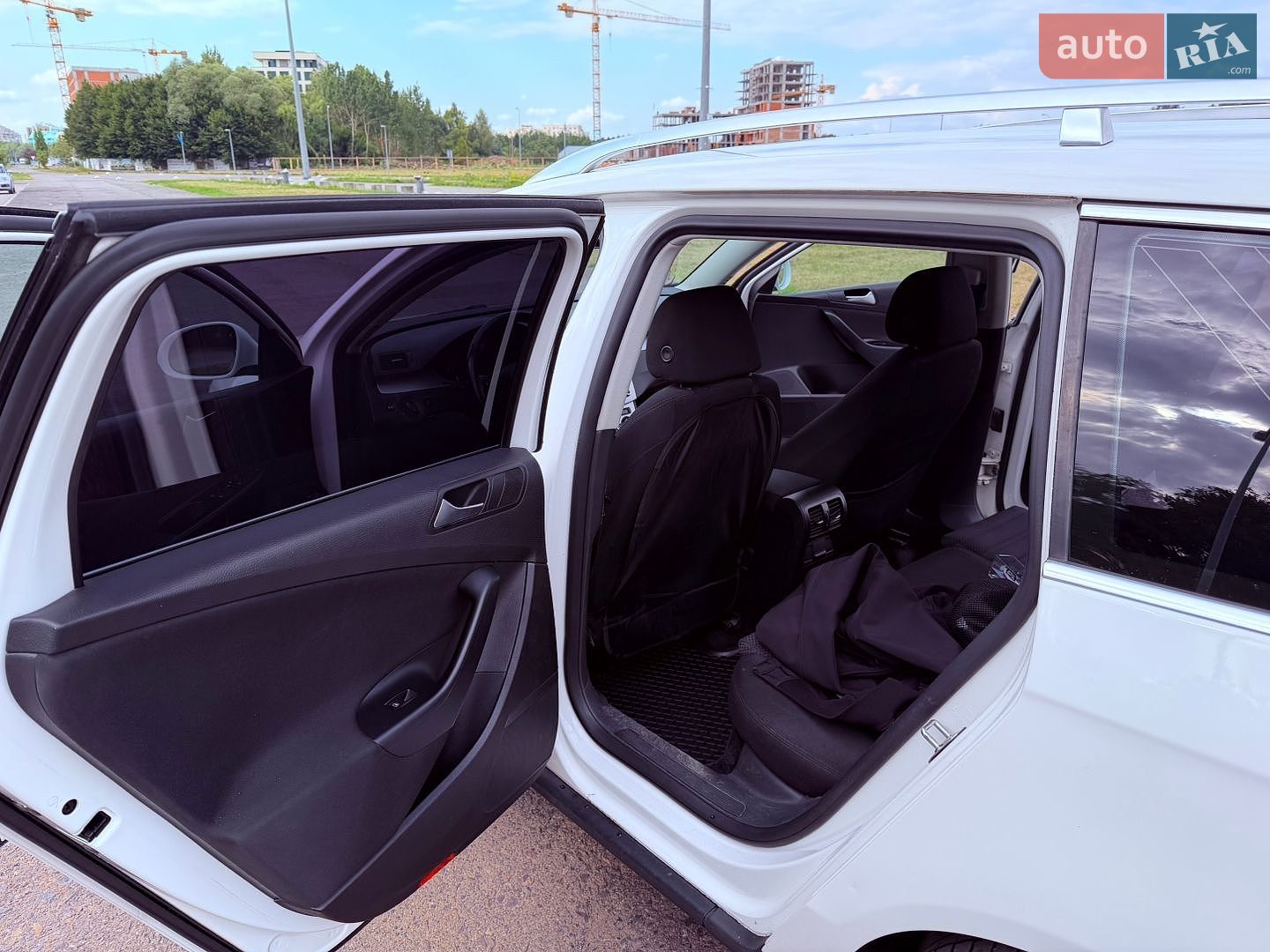 Volkswagen Passat 2009 VIN WVWZZZ3CZAE014961 фото оголошення 14 з 18
