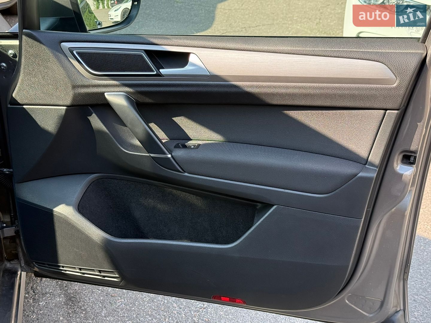 Volkswagen Golf Sportsvan 2016 VIN WVWZZZAUZHW508262 фото оголошення 14 з 18