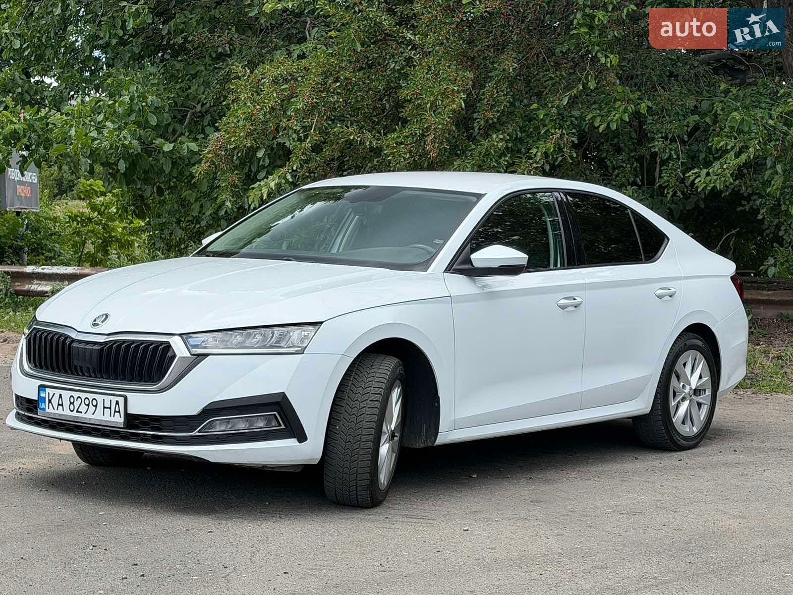 Skoda Octavia 2021 VIN TMBAS4NX6NY051443 фото оголошення 2 з 7