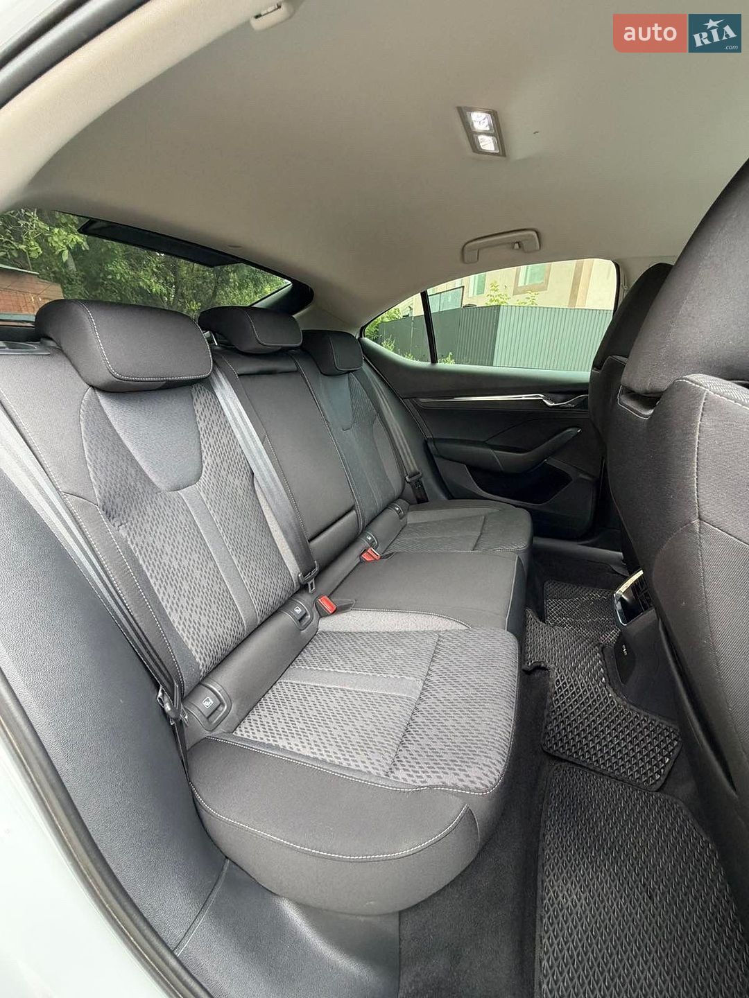 Skoda Octavia 2021 VIN TMBAS4NX6NY051443 фото оголошення 6 з 7
