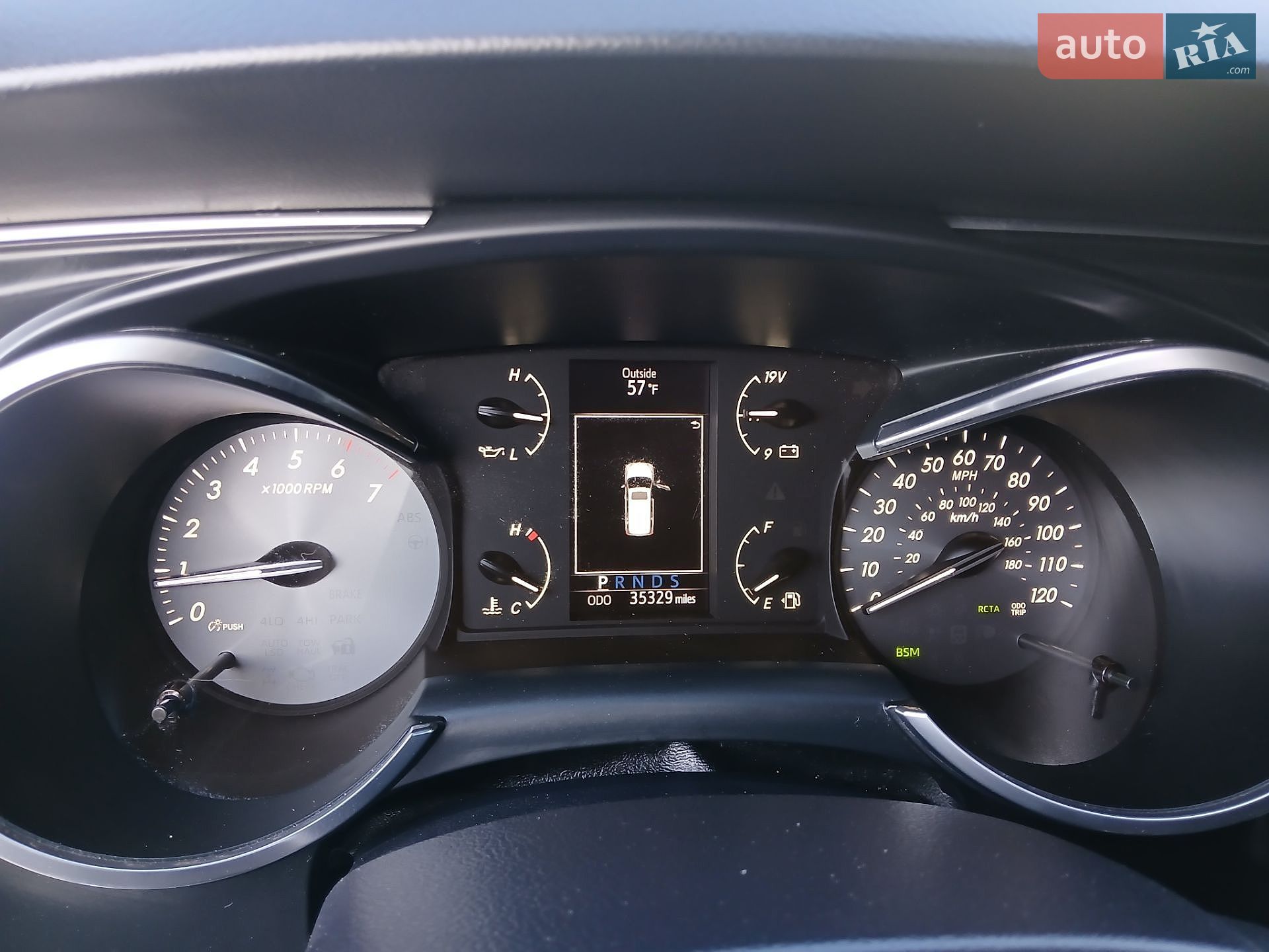 Toyota Sequoia 2018 VIN 5TDBY5G16JS162971 фото оголошення 6 з 22