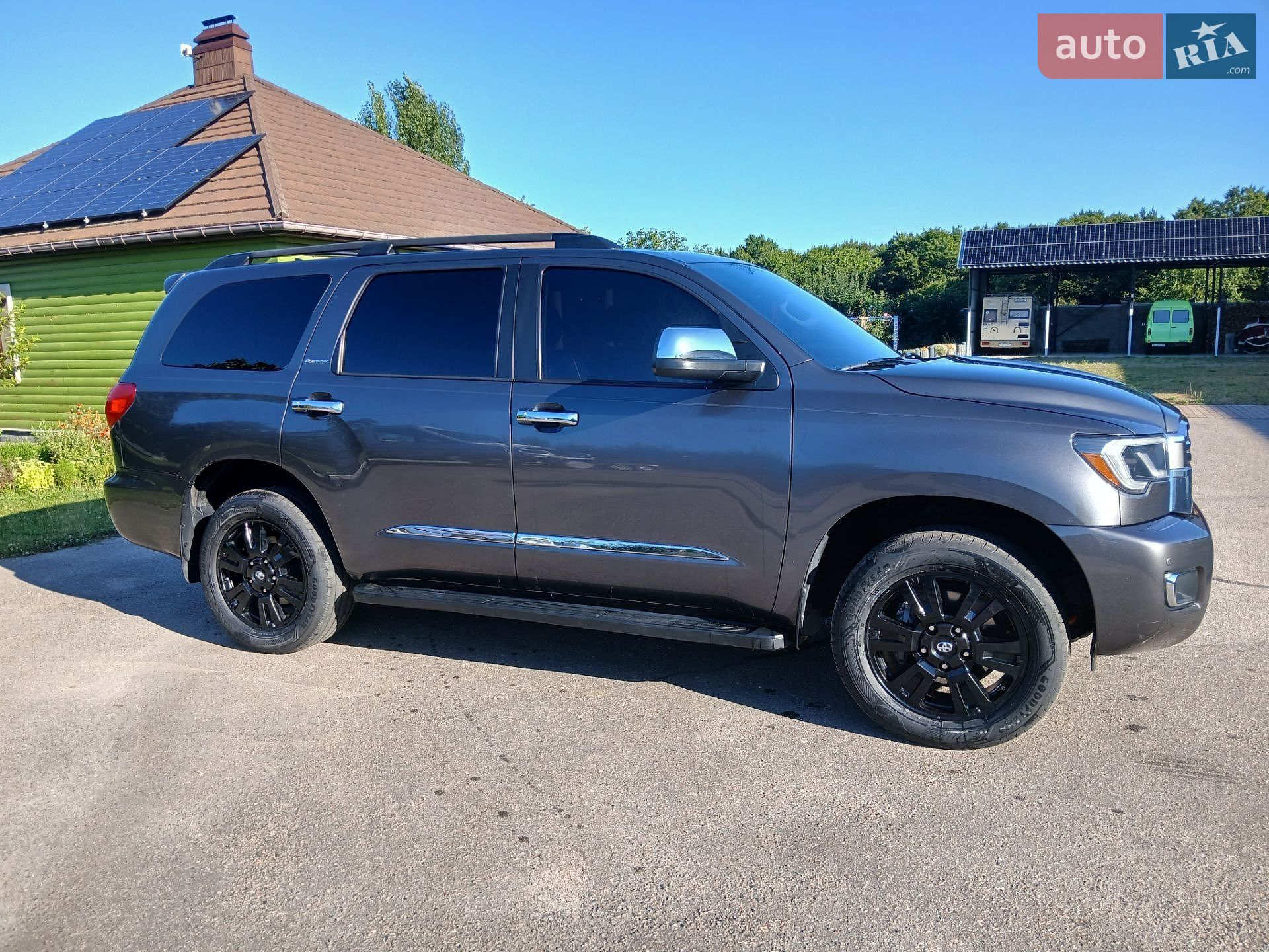 Toyota Sequoia 2018 VIN 5TDBY5G16JS162971 фото оголошення 7 з 22
