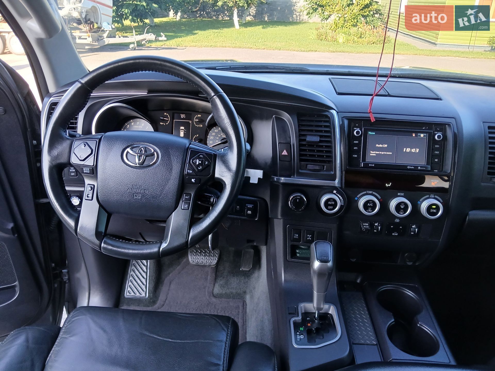 Toyota Sequoia 2018 VIN 5TDBY5G16JS162971 фото оголошення 8 з 22